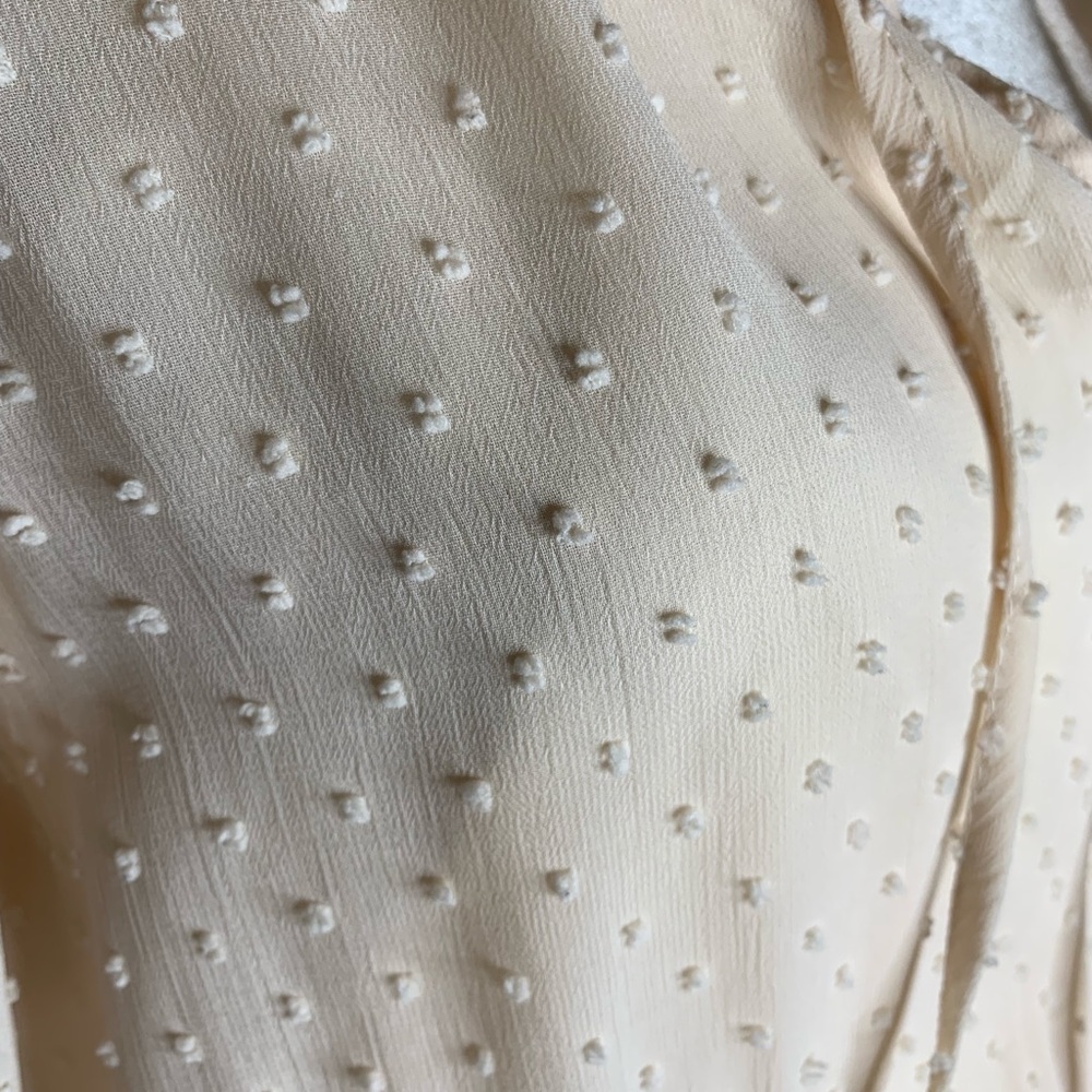 Daniel Rainn cream textured dress ** Last chance item** - Picture 2 of 3